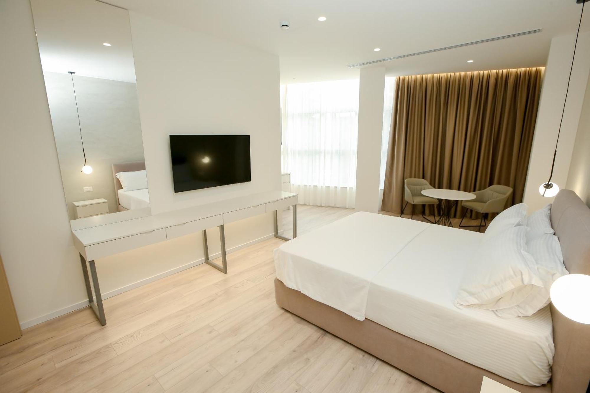 Nos Luxury Rooms Shkodër Dış mekan fotoğraf
